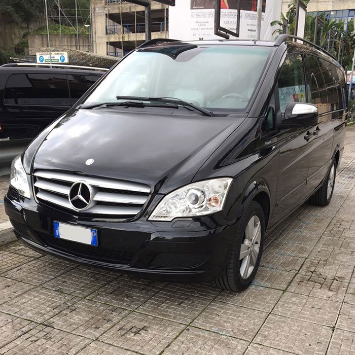 Viano black