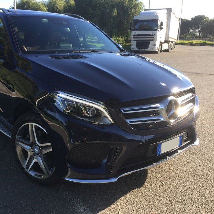 GLE 350 blue
